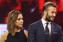 Lần xuất hiện hiếm hoi của vợ chồng Beck-Vic trên sân khấu