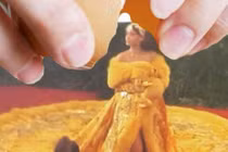 Váy của Rihanna bị dân mạng chế tơi bời