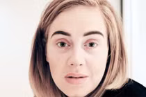 Adele lộ mặt mộc xấu xí khiến fan té ngửa