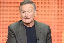 Robin Williams treo cổ, cắt cổ tay, tự tử