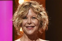 Mặt Meg Ryan sưng phồng, biến dạng