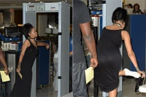 Rihanna bị hành tới bến ở sân bay