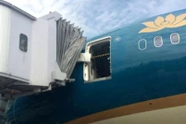 Làm rõ trách nhiệm vụ hỏng cửa siêu máy bay Boeing