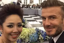 Sao Việt hào hứng chụp ảnh tự sướng với sao ngoại