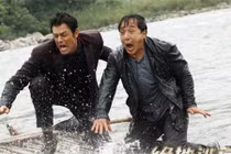 Thành Long suýt chết khi đóng phim hành động