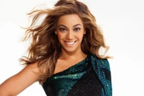 Đây chính là sao nữ tuổi Dậu giàu có và chịu chi nhất Hollywood