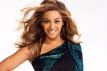 Đây chính là sao nữ tuổi Dậu giàu có và chịu chi nhất Hollywood