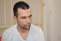 Bắt “quý ông” nước ngoài dùng thẻ ATM giả rút tiền thật