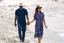 Katie Holmes lần đầu công khai hẹn hò bạn trai Jamie Foxx 