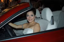 Biệt thự triệu USD cùng dàn xe sang của Mỹ Lệ