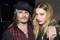 Johnny Depp và Amber Heard ly hôn sau 1 năm kết hôn