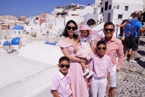 Hà Kiều Anh kỷ niệm 10 năm ngày cưới ở Hy Lạp