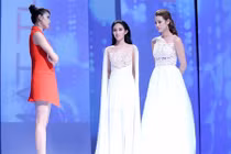 Phạm Hương chiến thắng dễ dàng: Liệu có sự ưu ái?