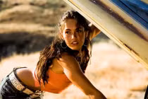 Ngắm Megan Fox quyến rũ chết người khi chưa dao kéo