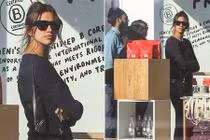 Siêu mẫu Irina Shayk gọn gàng sau hai tuần sinh con