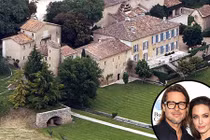 Brad Pitt và Angelina Jolie rao bán lâu đài ở Pháp