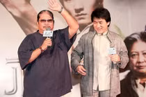 Căn nguyên Thành Long lép vế trước “đế chế” Hồng Kim Bảo