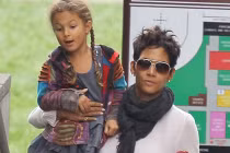 Sao X- men phải chi hơn 4 tỷ để nuôi con mỗi năm