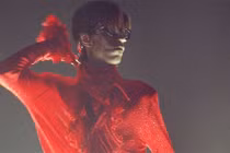 Cuộc đời bí ẩn của huyền thoại Prince vừa qua đời