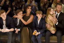 Bất ngờ với tài năng của đàn con nhà Beck-Vic