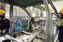 Chủ tich Thaco hiến kế làm giàu miền Trung 