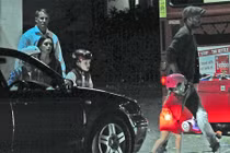 Khoảnh khắc đời thường nhà Beck-Vic