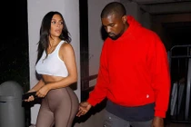 Kim Kardashian khoe vòng 3 lộ liễu bỏng mắt người nhìn
