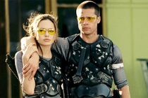 Angelina Jolie và Brad Pitt sẽ “đại chiến” vì các con