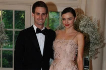 Miranda Kerr được bạn trai tỷ phú cầu hôn