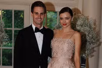 Miranda Kerr được bạn trai tỷ phú cầu hôn