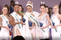 Đặng Thu Thảo trắng tay tại Hoa hậu Quốc tế 2014 