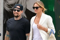 Cameron Diaz lên xe hoa với chú rể kém 7 tuổi