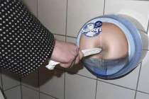 Những phát minh khoa học cười “chảy nước mắt” (38)