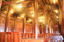 Nhà sàn hàng nghìn khối gỗ lim của đại gia phố núi