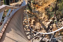 Lật cầu treo Chu Va: Bắt phó giám đốc ban QL dự án