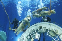 Bể bơi độc của phi hành gia Nga 