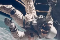 Ảnh cực hiếm về vũ trụ thời kỳ mới “khai phá“