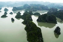 Hạ Long trong bộ ảnh thắng cảnh thế giới chụp từ trên cao (1)