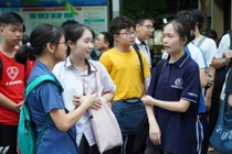 Những trường THPT chuyên nào tại Hà Nội tổ chức thi trùng ngày?