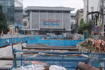 Ga ngầm metro Nhổn - ga Hà Nội dừng thi công: Thành phố có “giải cứu“? 