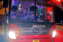 Xe khách không có lệnh xuất bến chở 33 người từ vùng dịch