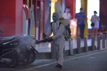 Thực hư hình ảnh người đàn ông ngất, nôn ra máu trong siêu thị BigC