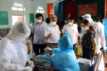 Bắc Giang tiêm hết 150.000 liều vaccine COVID-19 trong 5 ngày