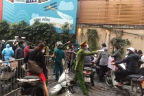 Dịch COVID-19: Hà Nội phong tỏa toàn bộ chung cư Sky City Tower