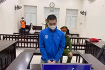 Bố trẻ xem phim sex rồi hiếp dâm cháu bé 4 tuổi