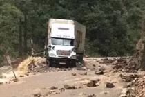 Mưa lũ lớn gây ngập lụt, sạt lở tại Lào Cai