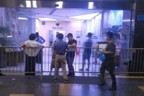 Tin nóng ngày 18/7: Nghi vợ cặp bồ, chồng đâm chết cả 2 người