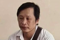 Kẻ bị truy nã bị bắt sau khi đốt xe máy rồi bỏ trốn 14 năm