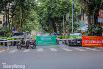 Muôn kiểu rào chắn bảo vệ “vùng xanh” ở Hà Nội