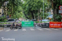 Muôn kiểu rào chắn bảo vệ “vùng xanh” ở Hà Nội